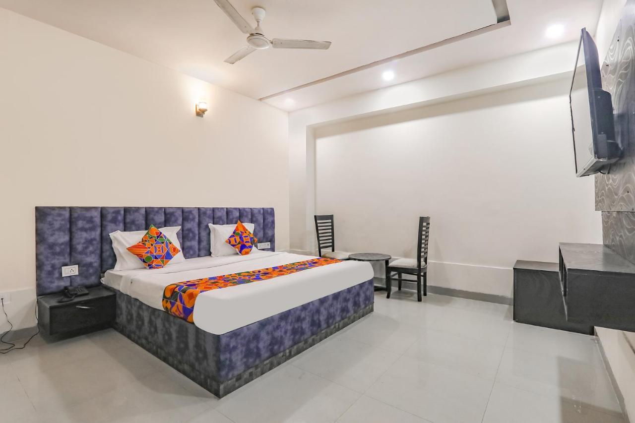 Hotel Fabhotel Silver Stone 3*