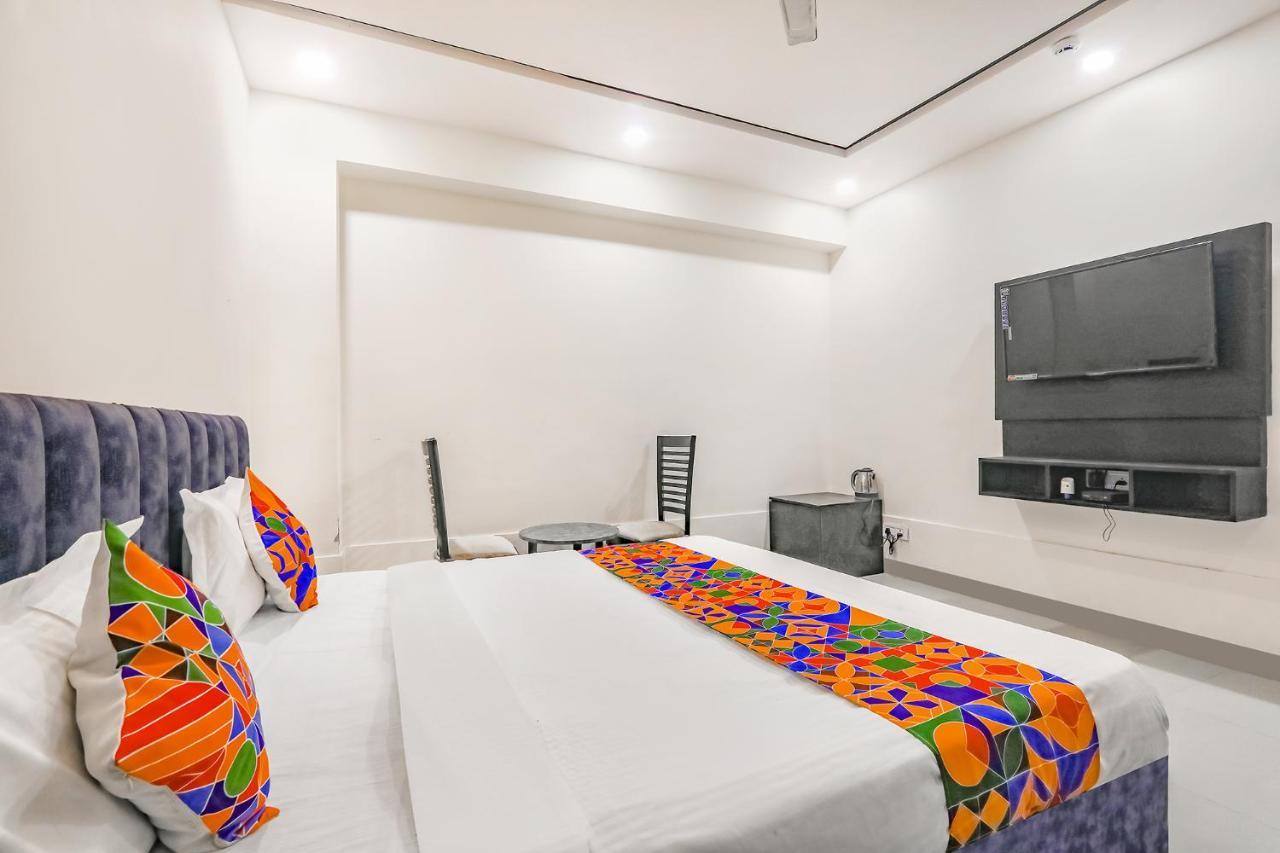 Hotel Fabhotel Silver Stone Lucknow
